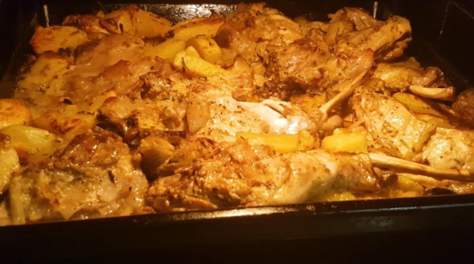 Кролик у духовці – 13 рецептів приготування соковитого та м'якого м'яса