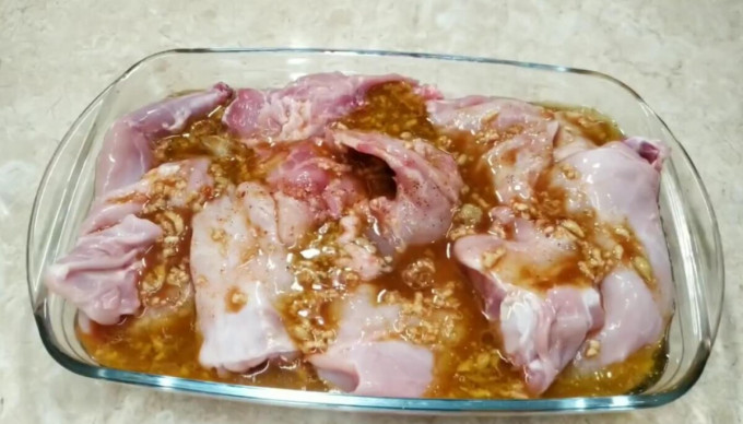 Кролик у духовці – 13 рецептів приготування соковитого та м'якого м'яса