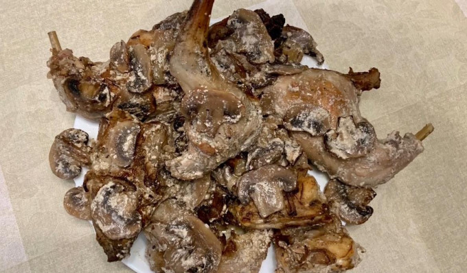 Кролик у духовці – 13 рецептів приготування соковитого та м'якого м'яса