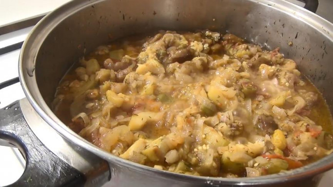 Лічо з кабачків на зиму - 13 рецептів неймовірно смачної заготівлі.