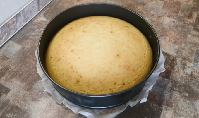 Манник на кефірі - 14 рецептів дуже смачного та повітряного манника в духовці