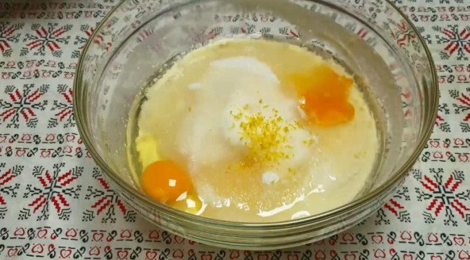 Манник на кефірі - 14 рецептів дуже смачного та повітряного манника в духовці