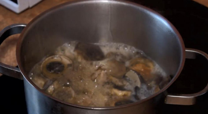 Мариновані маслюки на зиму - 12 найсмачніших рецептів