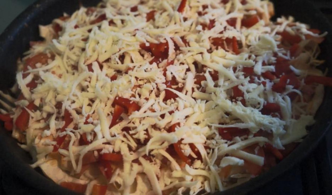 Піца на сковороді за 10 хвилин - 11 швидких рецептів на швидку руку