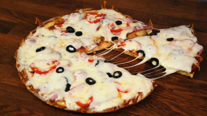 Піца на сковороді за 10 хвилин - 11 швидких рецептів на швидку руку