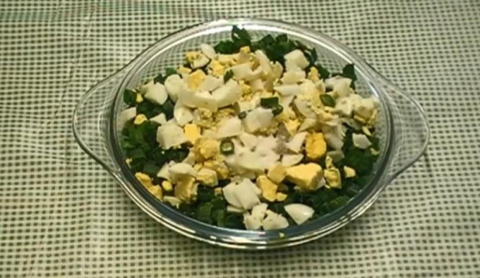 Пиріжки з цибулею та яйцем - 12 рецептів на сковороді та в духовці