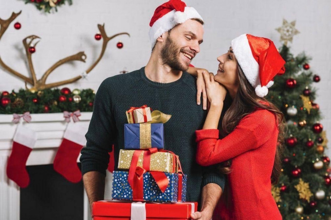 Подарунки хлопцеві на Новий 2023 рік: що подарувати, ідеї