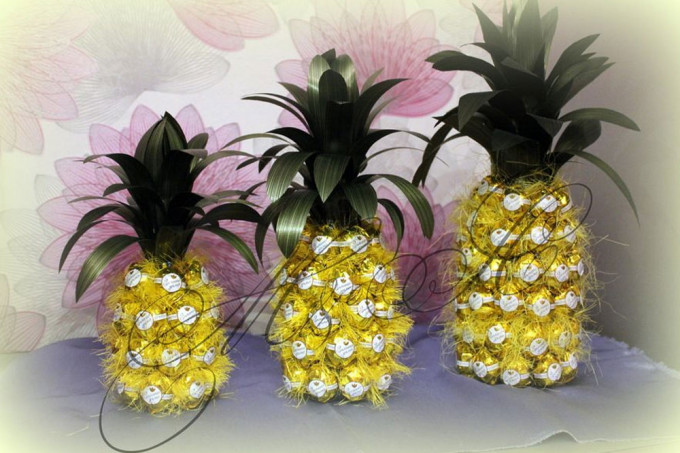 Подарунки батькам на Новий 2023 | що подарувати, ідеї