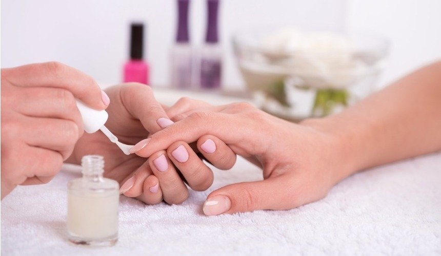 Праймер для нігтів: що це таке, для чого потрібний під гель лак, чи сушити в лампі, як наносити