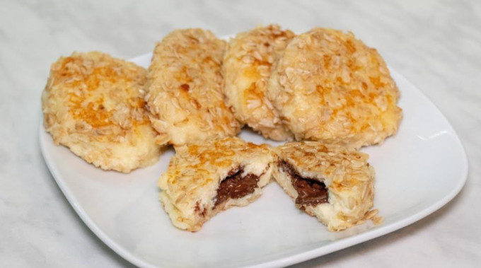 Пишні сирники з сиру на сковороді – 14 класичних рецептів