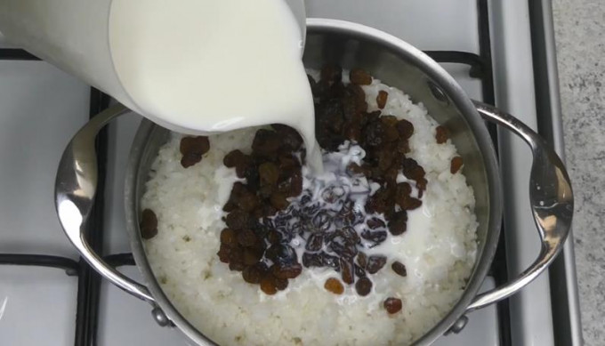 Рисова каша на молоці - 12 смачних рецептів