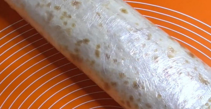 Рулет з лаваша з крабовими паличками - 16 смачних рецептів