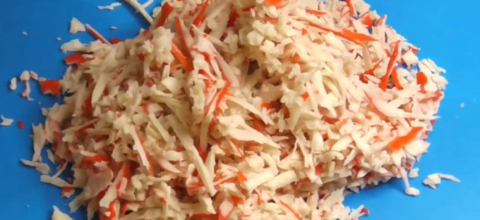 Рулет з лаваша з крабовими паличками - 16 смачних рецептів