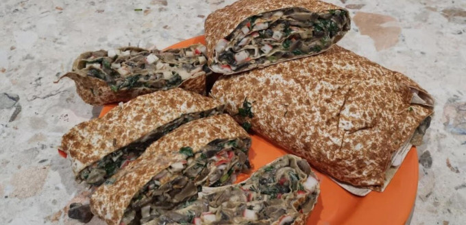 Рулет з лаваша з крабовими паличками - 16 смачних рецептів