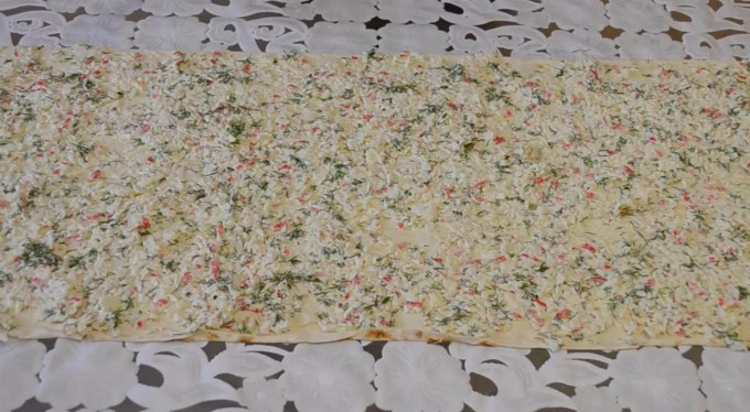 Рулет з лаваша з крабовими паличками - 16 смачних рецептів