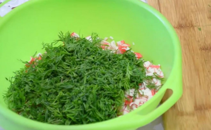 Рулет з лаваша з крабовими паличками - 16 смачних рецептів