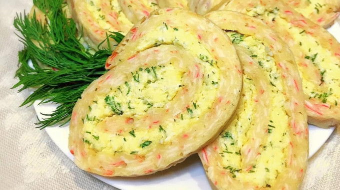 Рулет з лаваша з крабовими паличками - 16 смачних рецептів