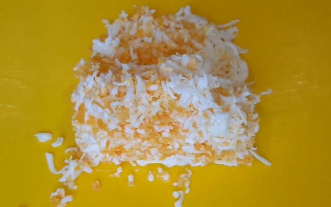 Салат з кукурудзою консервованою - 16 простих та смачних рецептів