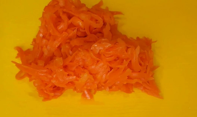 Салат з кукурудзою консервованою - 16 простих та смачних рецептів