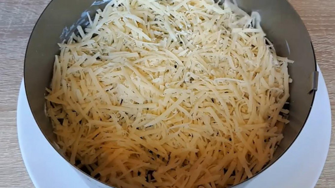 Салат з кукурудзою консервованою - 16 простих та смачних рецептів