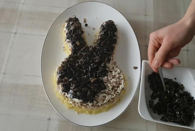 Салати у вигляді Кролика на Новий рік 2023 – прості та смачні рецепти