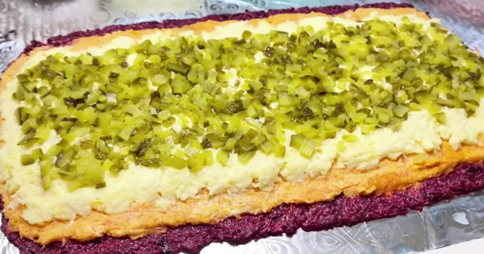 Оселедець під шубою - 12 класичних рецептів з послідовною черговістю шарів