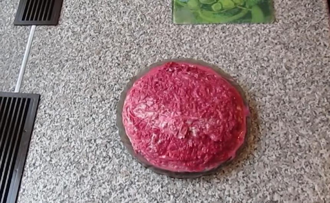 Оселедець під шубою - 12 класичних рецептів з послідовною черговістю шарів