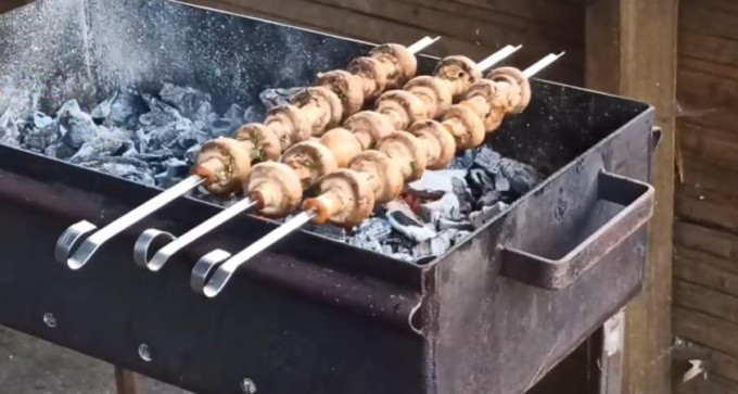 Печериці на мангалі - 12 рецептів маринаду для шашлику з грибів