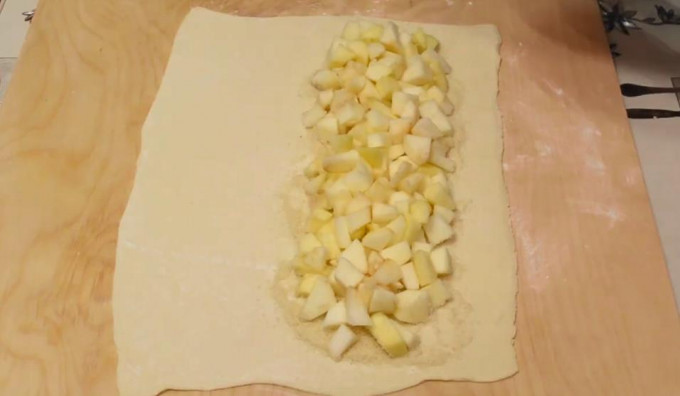 Штрудель з яблуками - 11 класичних рецептів з різного тіста