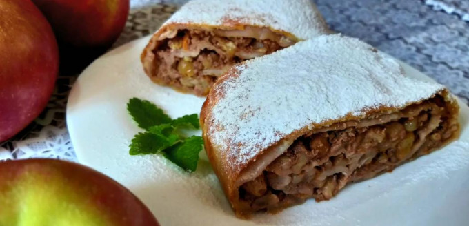 Штрудель з яблуками - 11 класичних рецептів з різного тіста