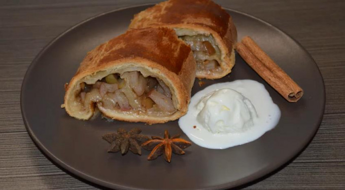 Штрудель з яблуками - 11 класичних рецептів з різного тіста