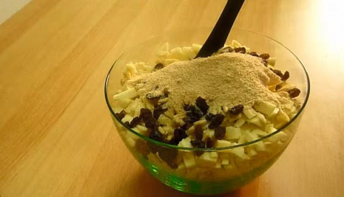 Штрудель з яблуками - 11 класичних рецептів з різного тіста