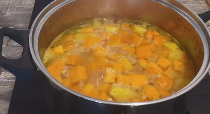 Гарбузовий суп-пюре - 11 класичних рецептів