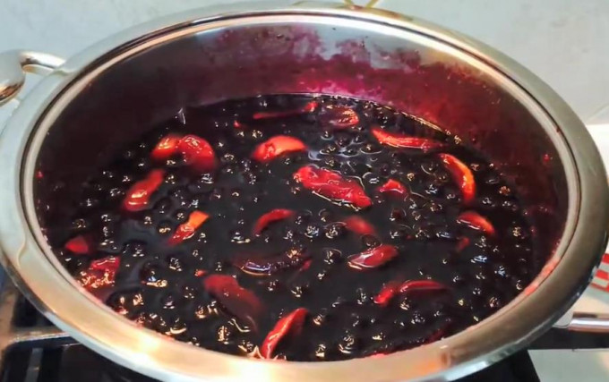 Варення з яблук на зиму - 16 рецептів бурштинового варення