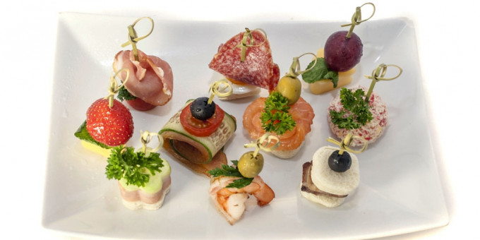 Закуски на Новий 2023 Кролика | новорічні рецепти з фото