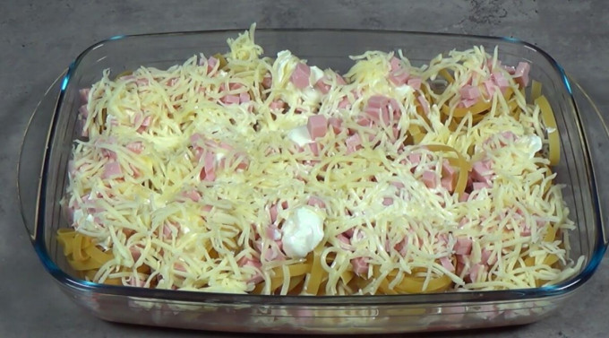 Запіканка з макаронів у духовці – 12 смачних рецептів