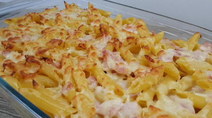 Запіканка з макаронів у духовці – 12 смачних рецептів