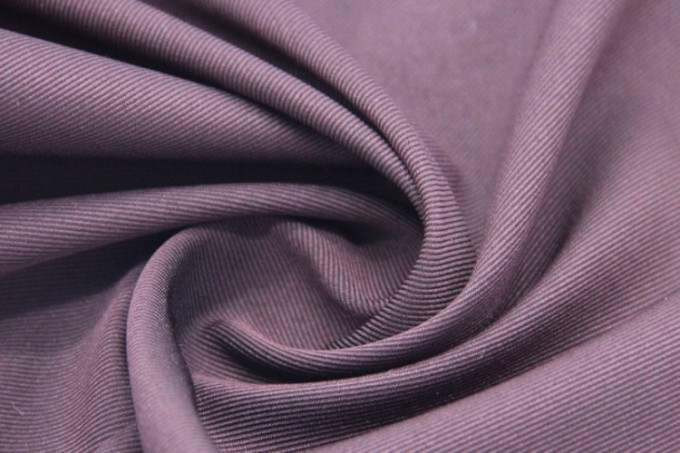 Жіночі зимові пуховики, модні у 2022-2023 роках: тенденції моди, фасони та моделі, тканини та кольори