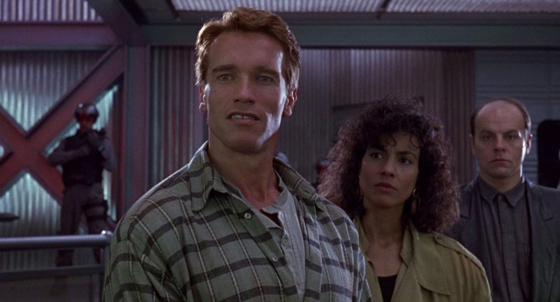 10 найкращих фільмів про зраду друзів та подруг від Плачу.