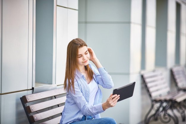 Як красиво попрощатися у листуванні замість