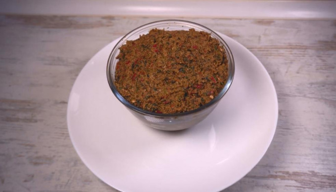 Класична аджика на зиму: 13 рецептів найсмачнішої домашньої аджики