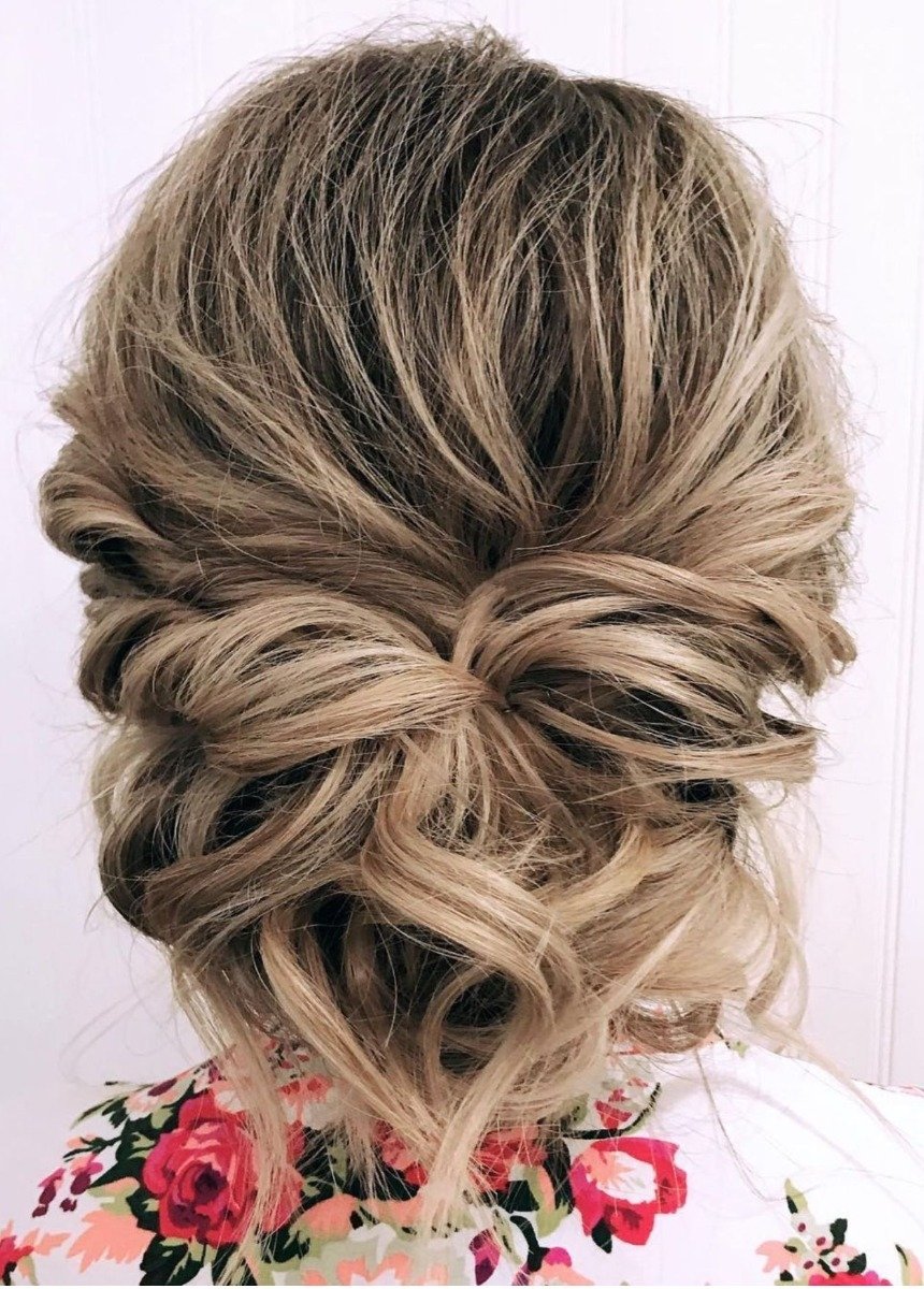 15 зачісок для кучерявого та кучерявого волосся легко та швидко: фото