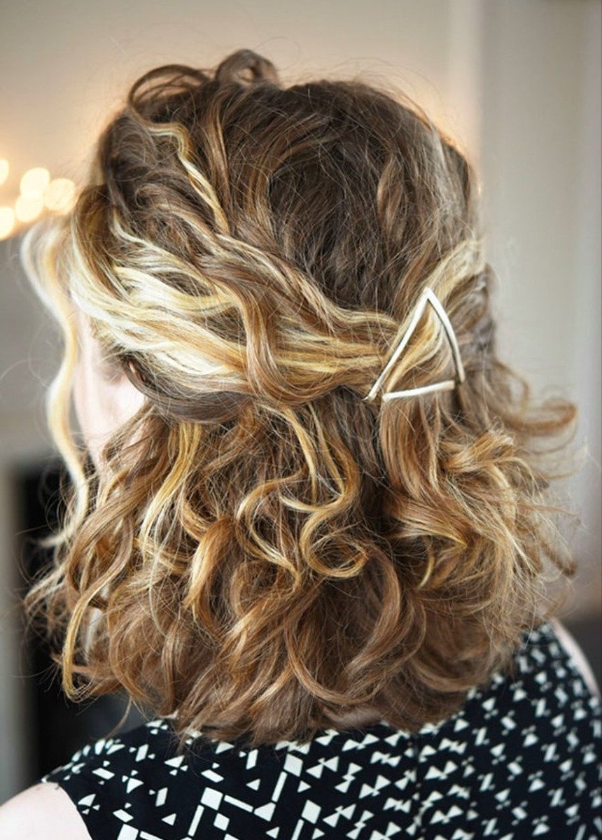 15 зачісок для кучерявого та кучерявого волосся легко та швидко: фото