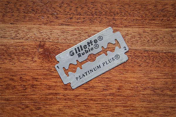 До чого сниться лезо — 35 тлумачень із різних сонників.