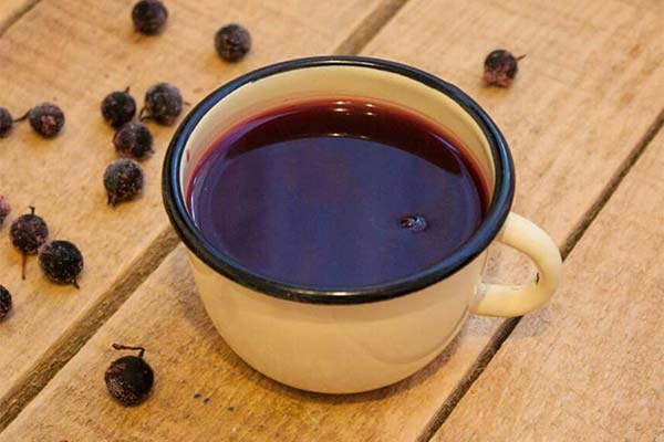 До чого сниться пити, варити чи купувати кисіль — 37 тлумачень із різних сонників.