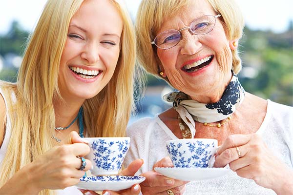 До чого сниться жива чи померла мама — 90 тлумачень із різних сонників.