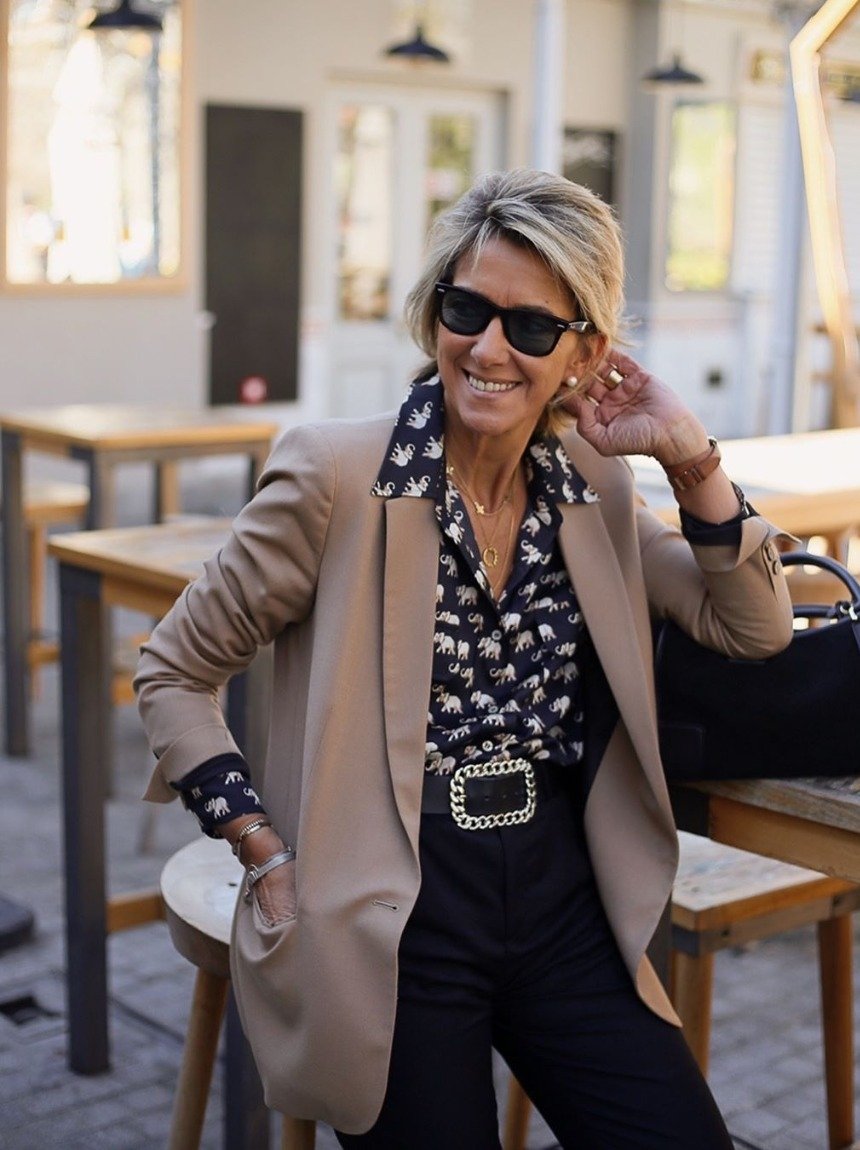 Мода 2023 для жінок за 50: головні тенденції сезону