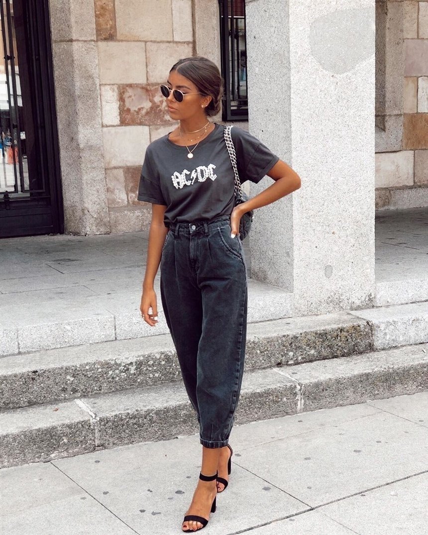 Модні джинси 2023 – жіночі: тренди, фото образів