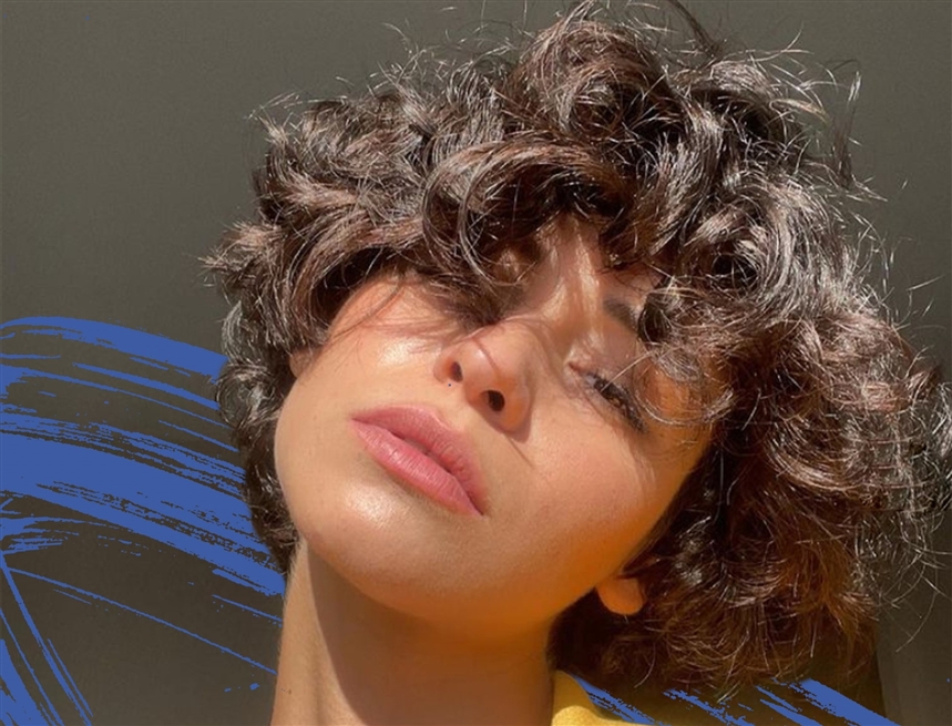 Модні жіночі стрижки 2023 на коротке, середнє, довге волосся: фото