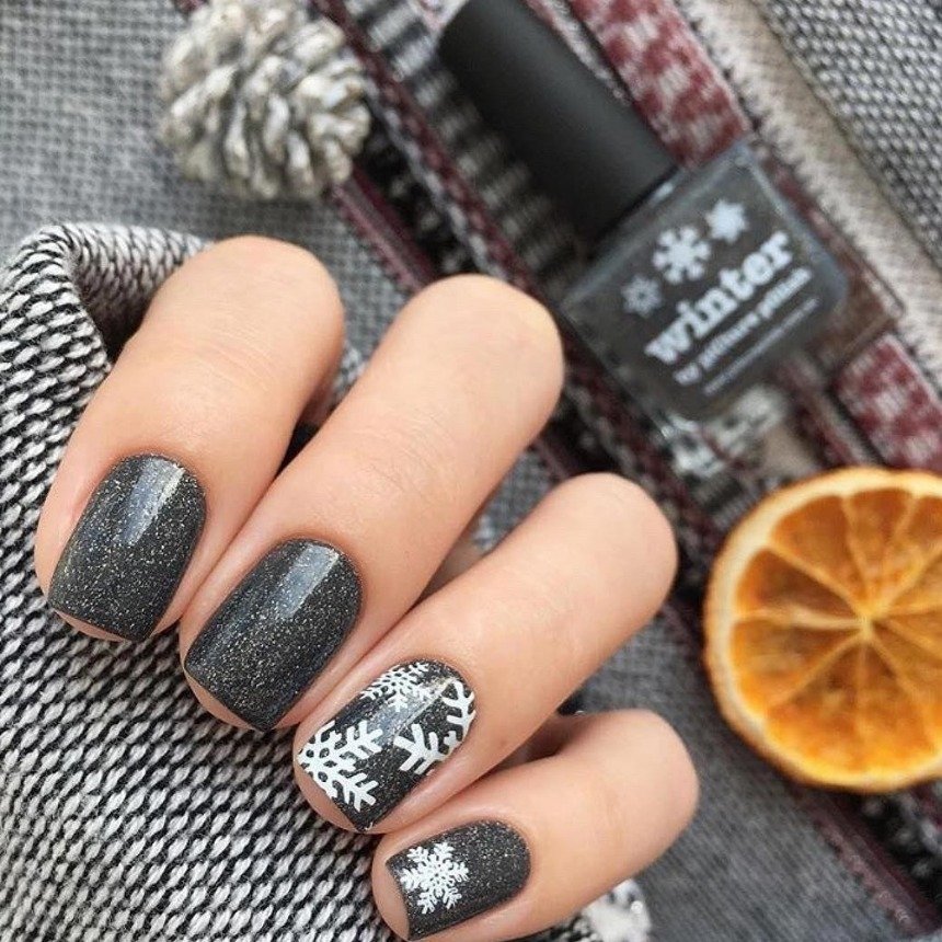 Модний манікюр на грудень: ідеї, осінній дизайн, фото